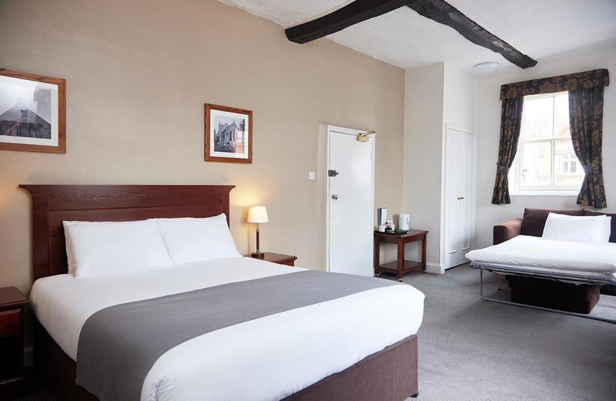George Hotel By Greene King Inns Huntingdon Bagian luar foto