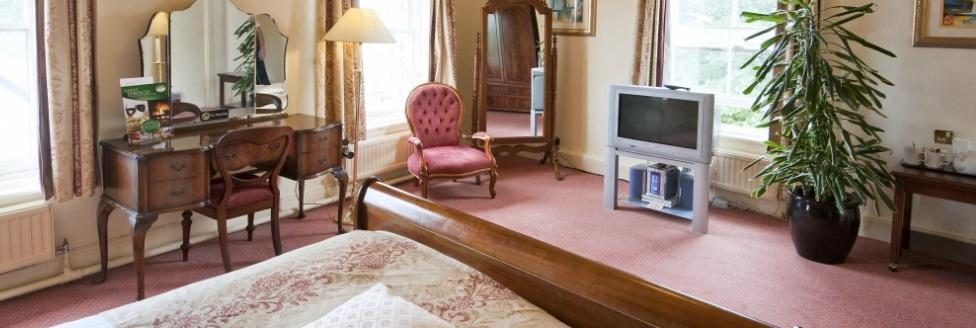 George Hotel By Greene King Inns Huntingdon Bagian luar foto
